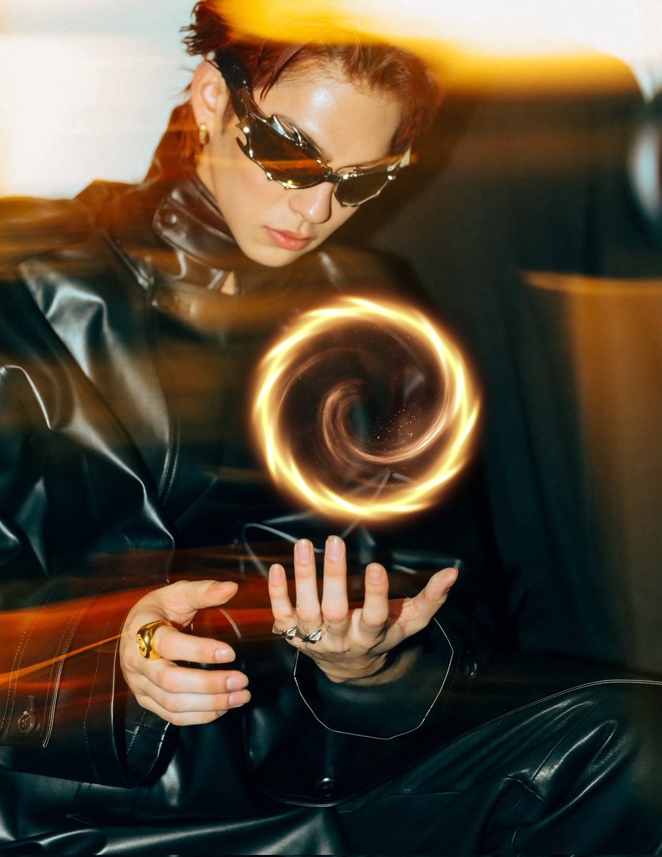 whitebinbw's tweet photo. Power of Bright 🔥 

#BOFTop500Gala24xBRIGHT
#BOF500 #GENTLEMONSTER 
#gentlemonsterxtekken 
#bbrightvc 
@bbrightvc https://t.co/j8sDt51rOU