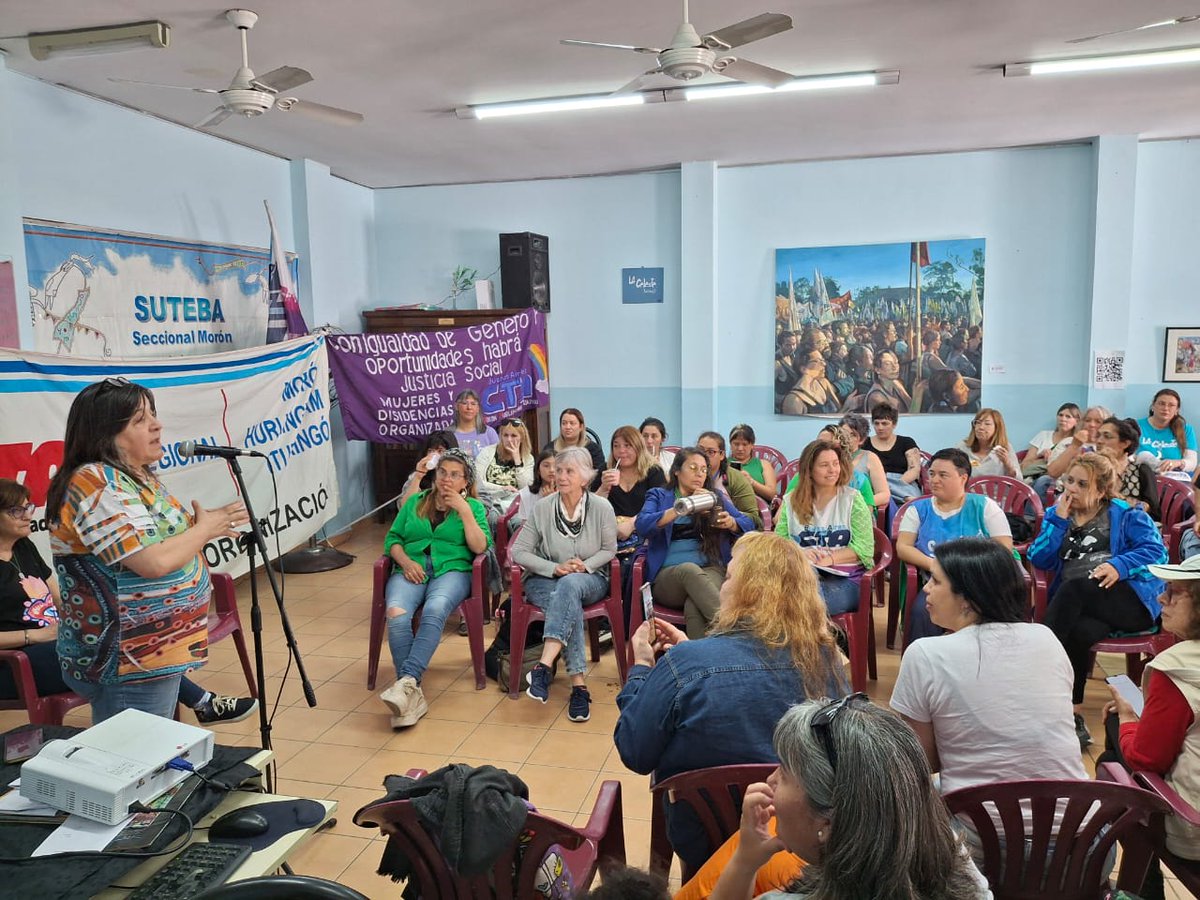 MoronSuteba's tweet photo. 28 DE SEPTIEMBRE DIA DE ACCION GLOBAL POR EL ACCESO AL ABORTO SEGURO LEGAL Y GRATUITO
Hoy, 28/09 las y les trabajadores organizades en la CTA Pcia de Bs As  nos encontramos en Suteba Moron para debatir y construir propuestas camino al Encuentro Pluri en Jujuy.

#NiUnPasoAtras
💚 https://t.co/zj3l6DRHrf