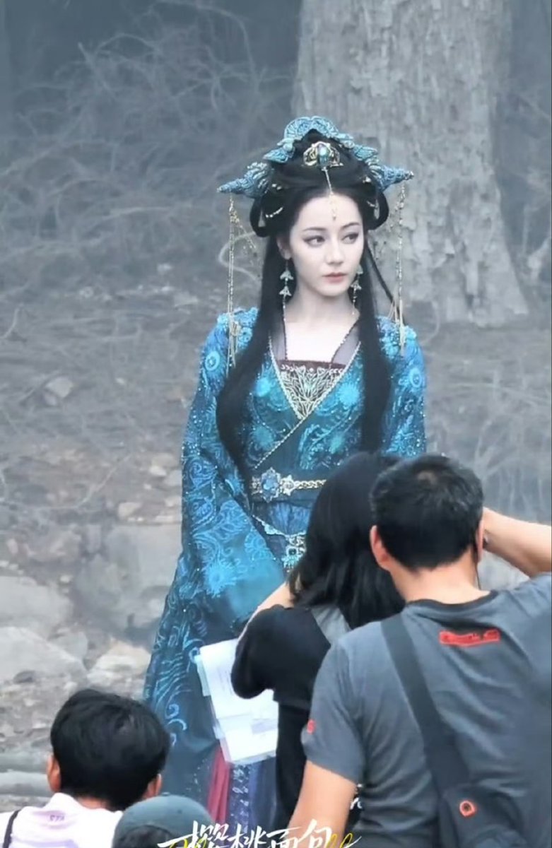 Reuters #LoveBeyondTheGrave So beautiful #HeSimu #Dilraba ✨😍😍