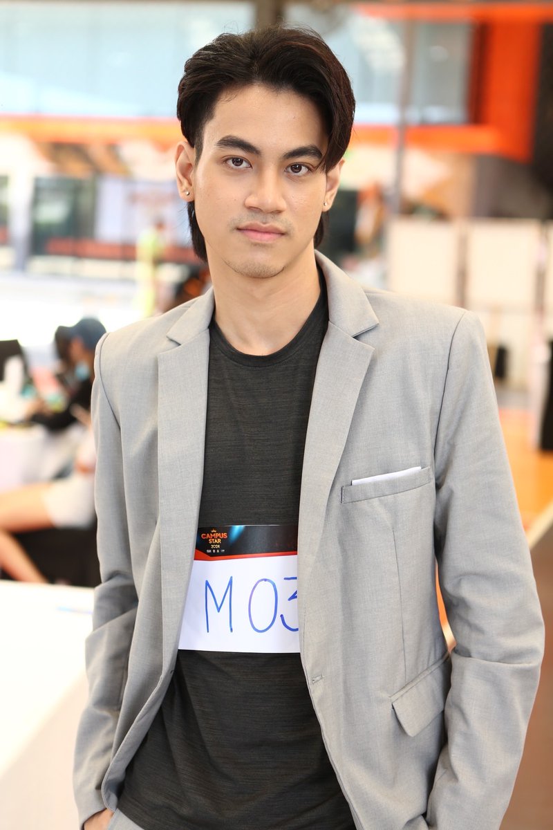 MonomaxSportsTV's tweet photo. โฉมหน้าผู้ผ่านการคัดเลือก 10 คนสุดท้าย
ฝ่ายชาย สู่การแข่งขันระดับประเทศ
M01 ไอคิว - นายตฤณพชร ทาสุธรรม
M03 ดรีม - นายพีรพันธ์ สมใจ
M04 โตโต้ - นายธัญพงษ์ วิชัยศรี
M07 ฟีฟ่า - นายนภัสรวี จันระวัง
#CampusStar2024
#MONO29
#newsuperstar
#beashiningstar https://t.co/5z21ck3USM