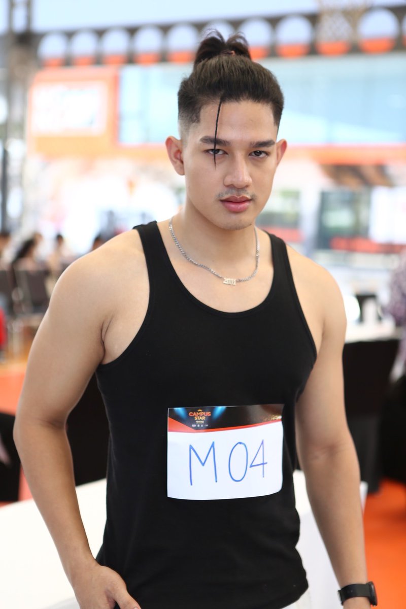 MonomaxSportsTV's tweet photo. โฉมหน้าผู้ผ่านการคัดเลือก 10 คนสุดท้าย
ฝ่ายชาย สู่การแข่งขันระดับประเทศ
M01 ไอคิว - นายตฤณพชร ทาสุธรรม
M03 ดรีม - นายพีรพันธ์ สมใจ
M04 โตโต้ - นายธัญพงษ์ วิชัยศรี
M07 ฟีฟ่า - นายนภัสรวี จันระวัง
#CampusStar2024
#MONO29
#newsuperstar
#beashiningstar https://t.co/5z21ck3USM