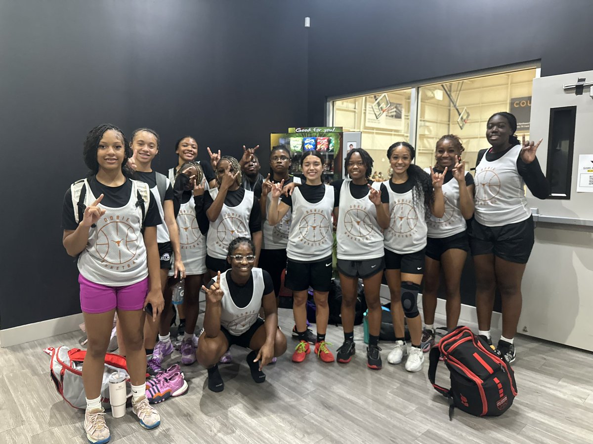 Another weekend where we got better! I’m so proud of this group! The GRIND continues as the season nears. Thank you to <a href="/GHAGBA/">GHAGBA</a> for putting on an amazing event! 58 teams under one roof showcasing the best in the Houston area. Hook em! 🤘🏼🤘🏼🤘🏼#BrickByBrick  #GRIND