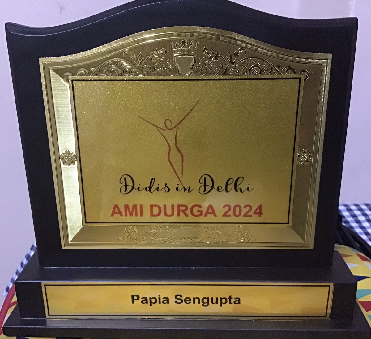 It was such an enriching evening to receive the invitation as a special guest for Didis of Delhi celebrating ‘Aami Durga’, about women empowerment, solidarity, dance and womanhood. Thank you Ajanta Bhattacharjee, my student from Political science in Kirori Mal College.