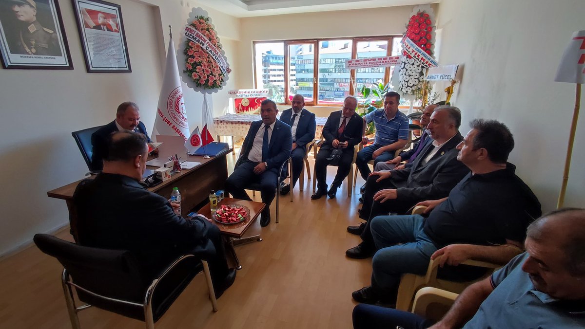 Temud Konya il Bşk lığımızı katılan protokol ve Dostlarlarımızla, Kahraman #UzmanÇavuş’larla beraber açtık.
#UzmanÇavuş camiamıza hayırlı olsun.
Başarıları daim olsun
Allah Utandırmasın.🇹🇷
Kahraman #UzmanÇavuş’ların Otağı Temud Milli bir güçtür.