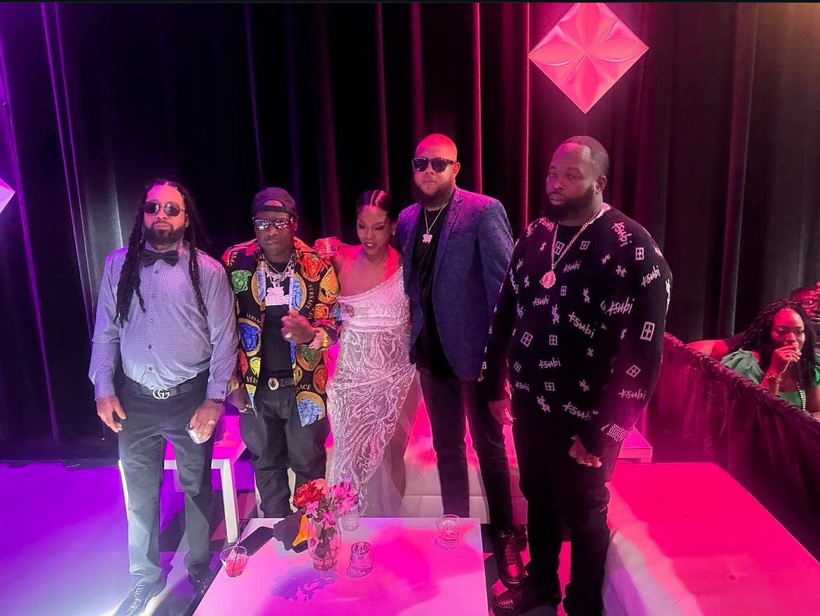 OTFMZLIVE's tweet image. The Queen Of @QOTRING @brooklynbabs The King Of King Of Ring @GSVague, #eness, @DaDonJohnJohn @FonzHTC Pose For Prom Night 2! #otfmz
