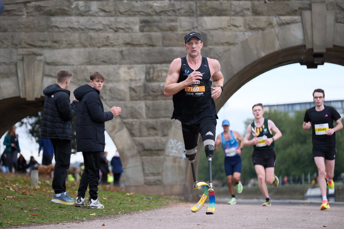 rivermad's tweet photo. Great to see @Marathonchamp running so well in the Robin Hood half marathon today. @NottsPostBiz https://t.co/jXSTasN3ZF