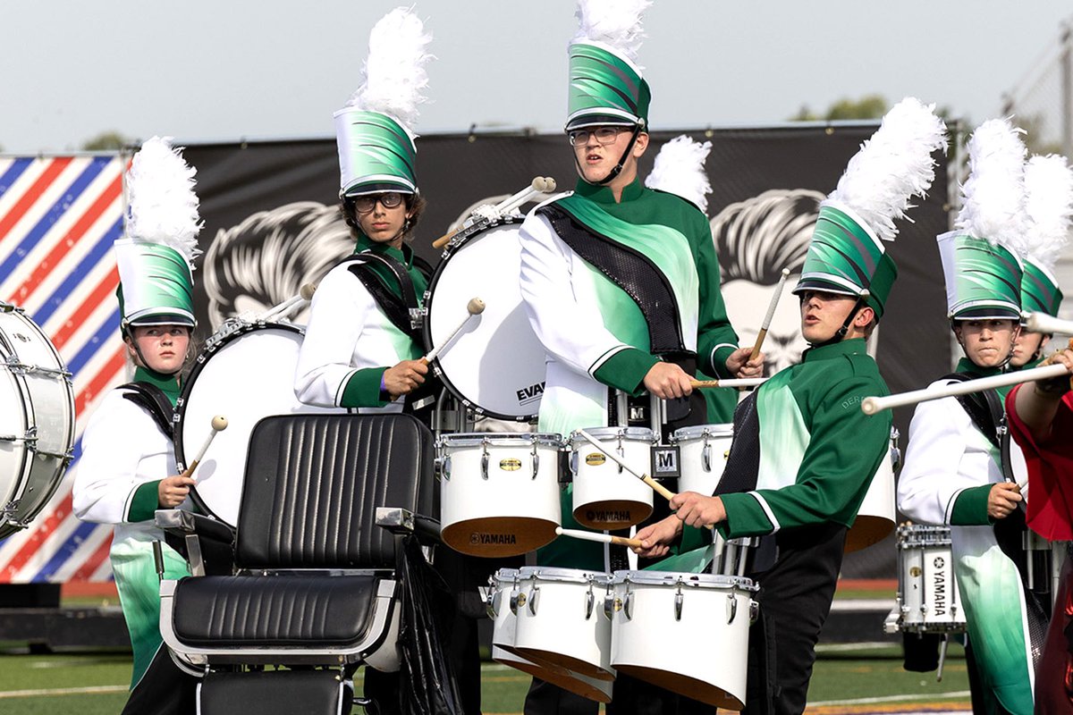 DHS_Panthers's tweet image. Over the weekend, the Marching Band had their first competition of the season at the Air Capital Marching Festival. The band placed second in their division and second overall. It was a great day! 

#GreenIsMagic
