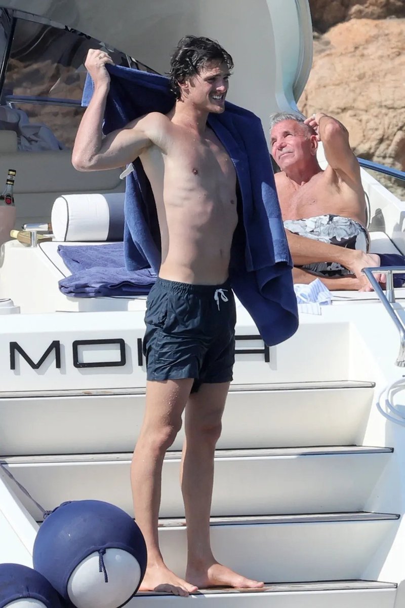 Nate Jacobs. tweet media