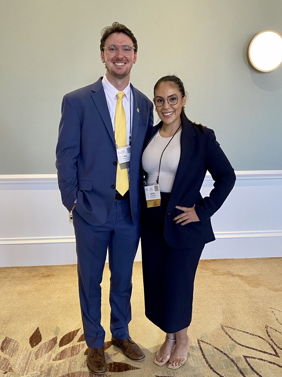 dv_nemeth's tweet image. Will (@wahuff98 ) and Emily are absolute powerhouses! 

Loved meeting these guys IRL. Thanks for all you do for @ACOS_MSS 💙💛