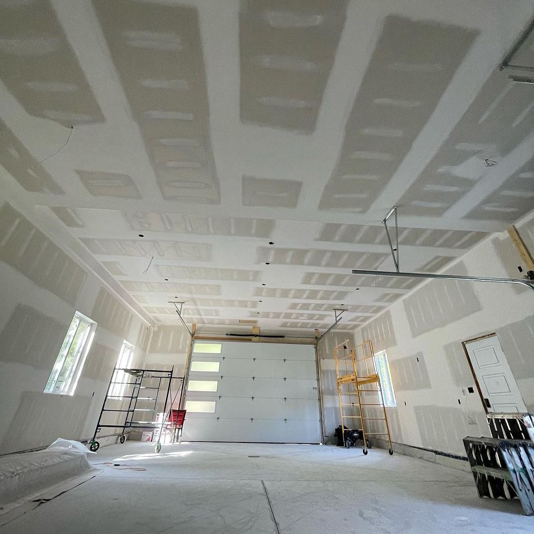 MasterBuildingM's tweet photo. Happy Friday! ⁠We are back with a series of ⁠photos from @the.taping.queen and @simpson_design_build ⁠
⁠
📸 credit @the.taping.queen @simpson_design_build via Instagram

#Drywall #DrywallFinishing #DrywallContractor #TapingAndMudding #DrywallTaping https://t.co/idOHrVFMoA