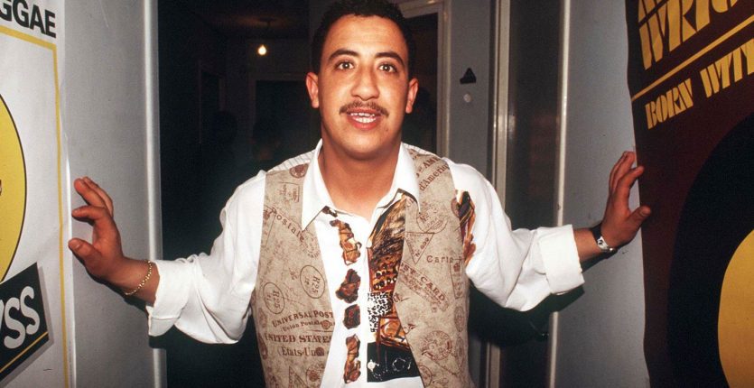 30 ans aujourd'hui que le roi du raï 🇩🇿est mort , Cheb Hasni 
Quelle est votre chanson préférée du défunt ?