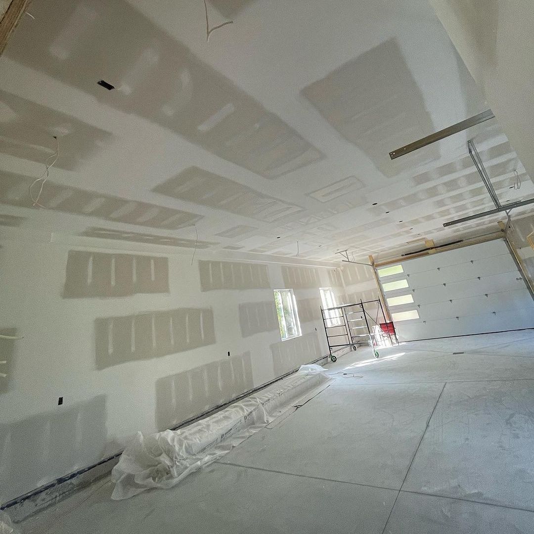 MasterBuildingM's tweet photo. Happy Friday! ⁠We are back with a series of ⁠photos from @the.taping.queen and @simpson_design_build ⁠
⁠
📸 credit @the.taping.queen @simpson_design_build via Instagram

#Drywall #DrywallFinishing #DrywallContractor #TapingAndMudding #DrywallTaping https://t.co/idOHrVFMoA