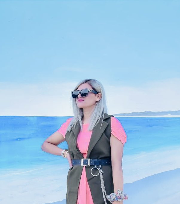 एउटै मान्छे कसैको लागि अमृत त कसैको लागि विष हुँदो रहेछ ।