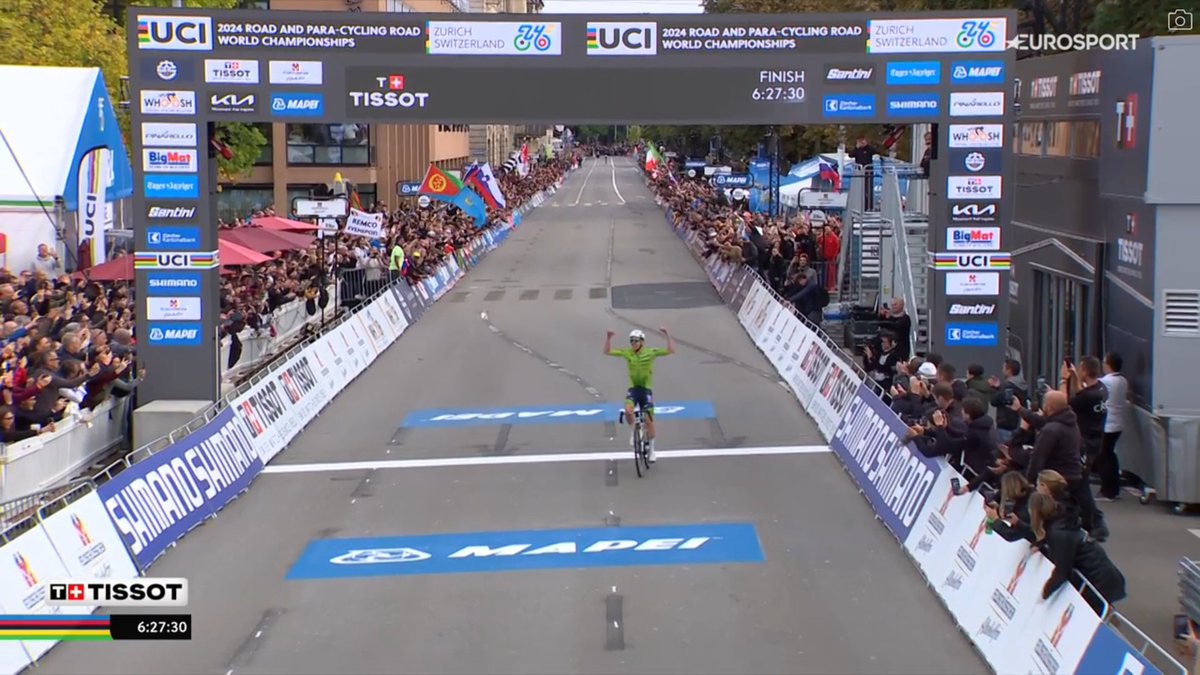 faustocoppi60's tweet photo. TADEJ POGACAR IS THE 2024 ELITE MEN RR WORLD CHAMPION AFTER A LEGENDARY 100 KM ATTACK IN ZURICH! 🇸🇮🌈 He becomes the 3rd man in history to win the Triple Crown (Giro, Tour, Worlds in the same season) after Merckx and Roche. GRANDE POGI! 👏
#Zurich2024 https://t.co/R4Mn8jcWIB