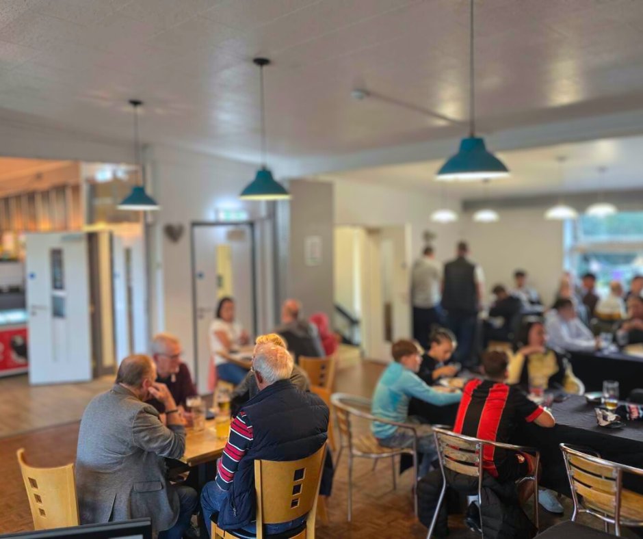 parkcafes's tweet photo. The Cherries are playing at home tomorrow evening 🍒

Come along for family-friendly dinner at Woodpecker Café, Queen's Park. We'll see you tomorrow!

#AFCB #Vitality #FootyScran #PL #Bournemouth #Cherries #Football #Match # AFCBournemouth #Saints https://t.co/uFno18ClrN