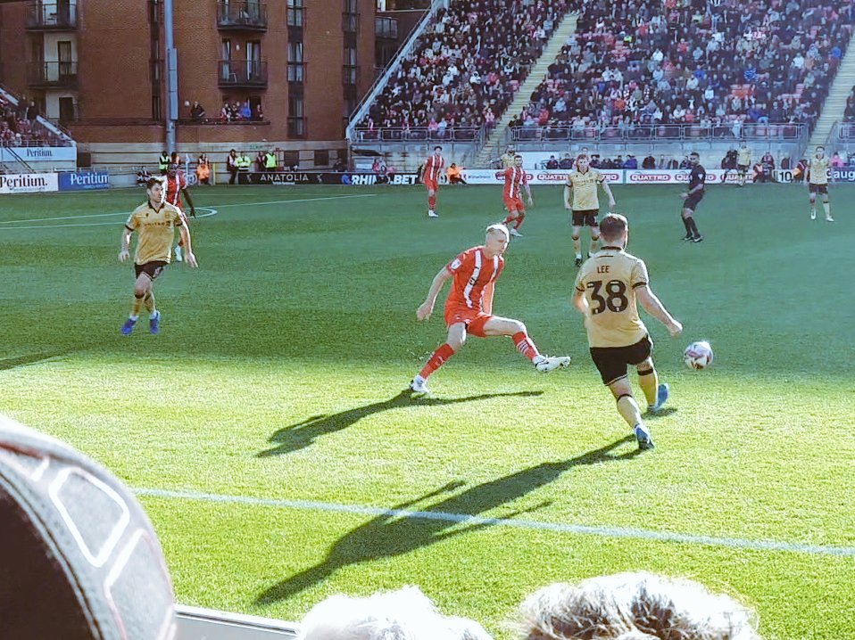 📆 28/09/2024
🕒 15:00
🏟 Brisbane Road
🏆 League 1
👥 8,705
⚽️ <a href="/leytonorientfc/">Leyton Orient FC</a> 🆚 <a href="/Wrexham_AFC/">Wrexham AFC</a>
🎟 £32
🥅 0-0
Orient started well against the Welsh table toppers but missed 2 early chances. Wrexham were better 2nd half but Orient held on for the draw.
#groundhopping