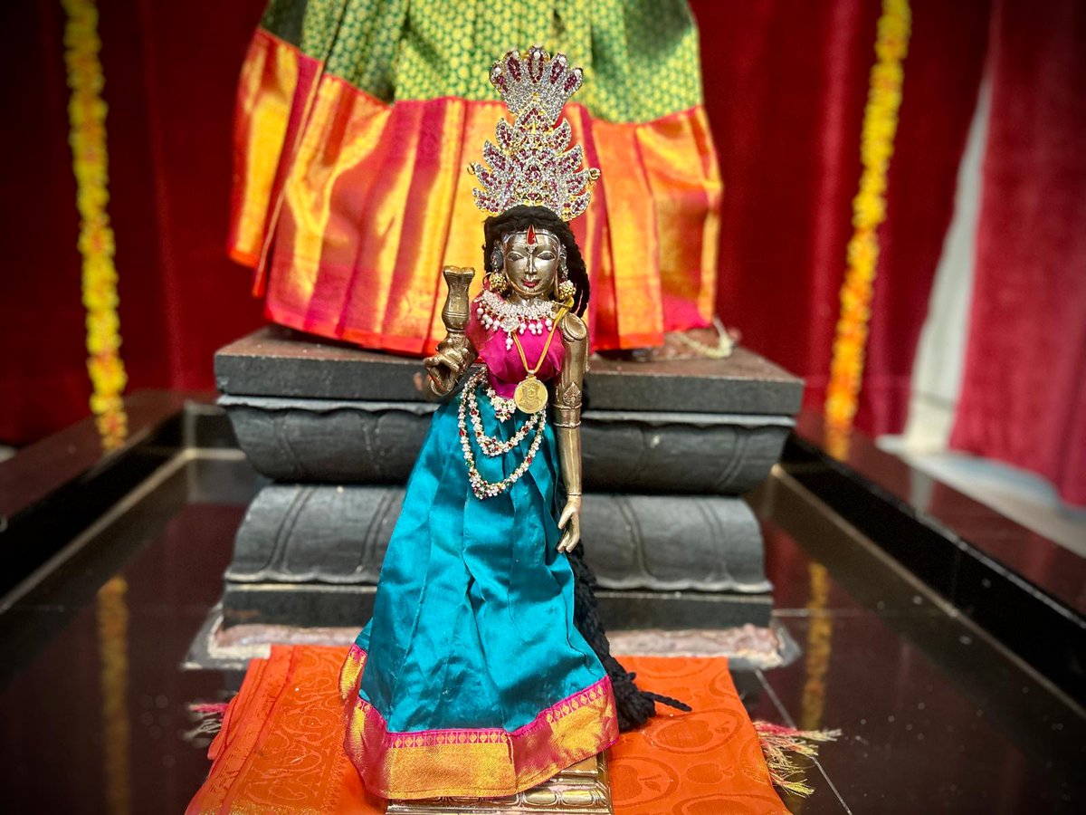 HoustonKailaasa's tweet photo. Tuesday, 24th September 2024
With the blessings and grace of SPH JGM His Divine Holiness Bhagavan Sri Nithyananda Paramashivam,
KAILASA HOUSTON DAILY TEMPLE ACTIVITIES 🛕
Thank you Swamiji 🙏🏻
#Kailasa #KailasaHouston
#Nithyananda
#Hindu #temple #templetx #templetexas https://t.co/Ly1ZzUTGdR