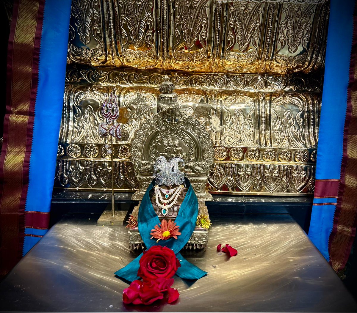 HoustonKailaasa's tweet photo. Tuesday, 24th September 2024
With the blessings and grace of SPH JGM His Divine Holiness Bhagavan Sri Nithyananda Paramashivam,
KAILASA HOUSTON DAILY TEMPLE ACTIVITIES 🛕
Thank you Swamiji 🙏🏻
#Kailasa #KailasaHouston
#Nithyananda
#Hindu #temple #templetx #templetexas https://t.co/Ly1ZzUTGdR