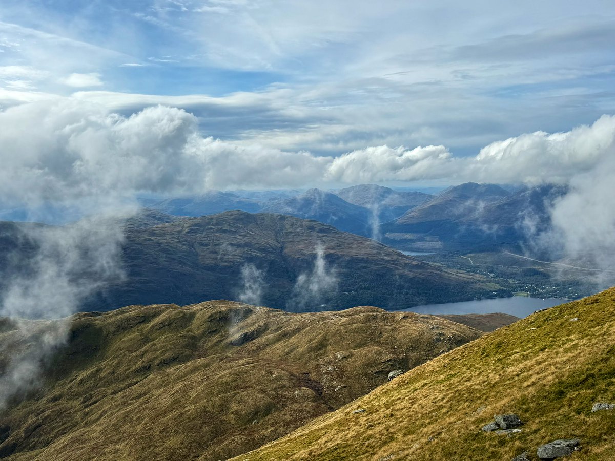 ilona_turnbull's tweet image. Great #GetOutsideDay litter picking on Ben Lomond for the 1st @Mountain_Scot #TakItHame day.  Fab company &amp;amp; much litter collected. #Munros #RespectProtectEnjoy @AJWalker73 @Dom_ip_Hall @fionafreelance @anne3366 @N_T_S @lomondtrossachs @LomondMRT