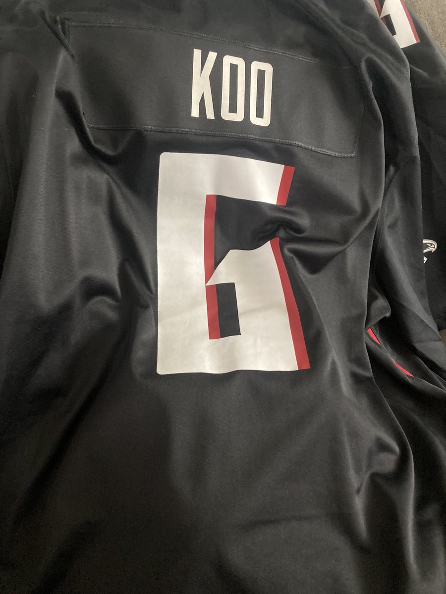 KOOOOOOOOOOO!! 58 yrd field goal for the win! I knew I bought this jersey for a reason !! #NFL #Atl #Atlanta #Falcons #FalconsvsSaints #NFLJersey #AtlantaFalcons