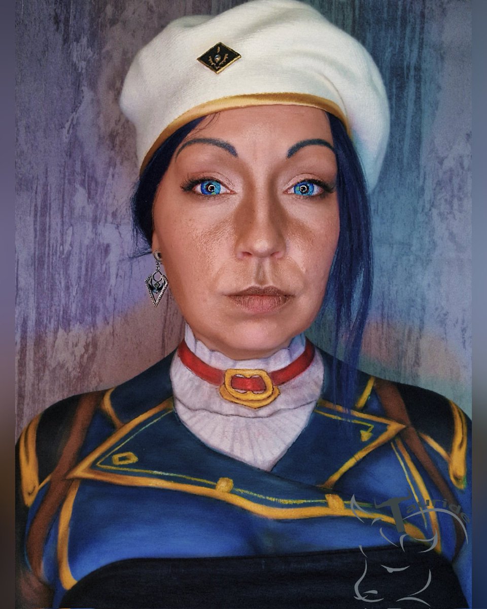 ENFORCER CAITLYN ARCANE SEASON 2  BODY PAINT! 😎👮🏻‍♀️
.
using:
<a href="/mehronmakeup/">Mehron Makeup</a> paradise paints
<a href="/MakeupRVLTN/">Makeup Revolution</a> Skin silk Foundation 
@nyxcosmetics_uk epic ink liner
<a href="/PinkyParadise2U/">PinkyParadise</a> lunar earth blue 
.
#cAITlyn  <a href="/riotgames/">Riot Games</a> #cosplay <a href="/arcaneshow/">Arcane</a> #makeup #bodypaint #arcane