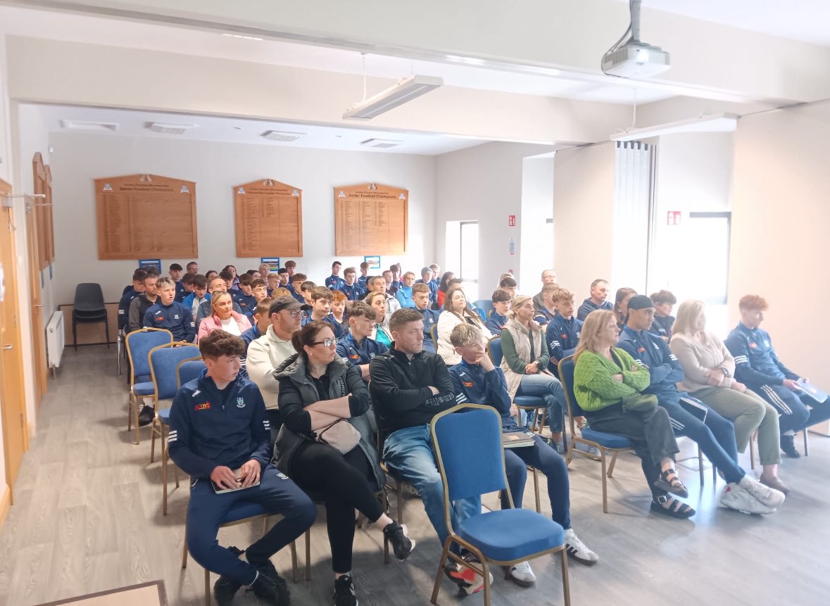 barry mc kenna (@barrymc600) on Twitter photo Great turn out for our <a href="/monaghangaa/">@monaghangaa</a> Development Squads introduction to Sport Nutrition delivered by Sharon Courtney.
Players got a great insight into fuelling for performance & recovery while parents gained an insight into how they can help implement at home. Great turn out for our <a href="/monaghangaa/">@monaghangaa</a> Development Squads introduction to Sport Nutrition delivered by Sharon Courtney.
Players got a great insight into fuelling for performance & recovery while parents gained an insight into how they can help implement at home.