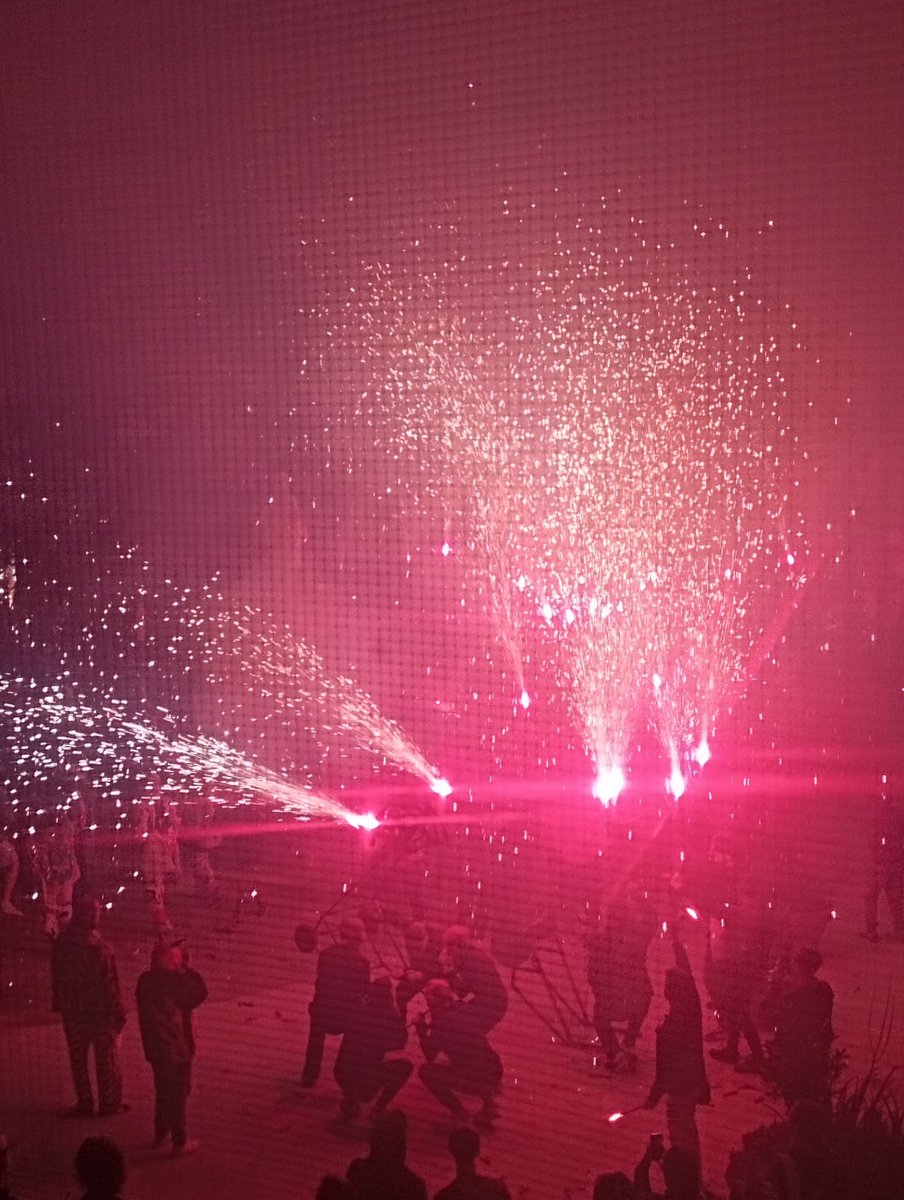marissanolla's tweet photo. FESTA!!! https://t.co/cKCjVkFkQF