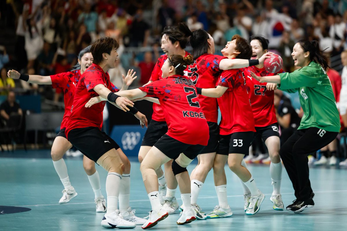 My time with Team Korea Handball is over. Many good memories and a lot of experience for me as a coach.

A big thank you to all players and leaders that have been a part of this big adventure. It's now time for me to move on to find out what the future holds.