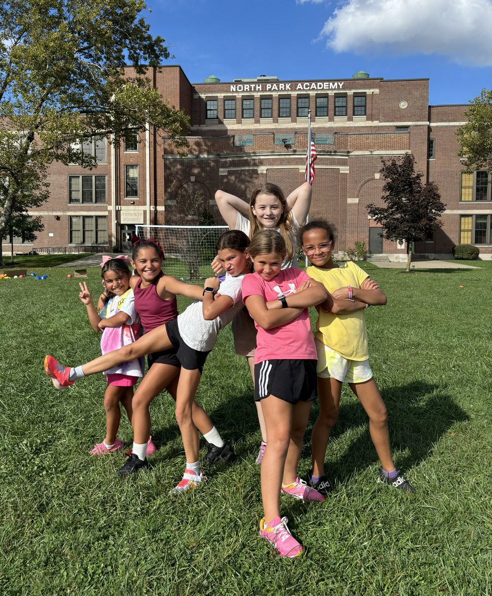 TheChampProject's tweet image. Next stop for TCP Plays is North Park Community School. Thanks to Coach Brewer for making after school intramurals happen! @UWBEC @ProjectPlayWNY @RCWJRF