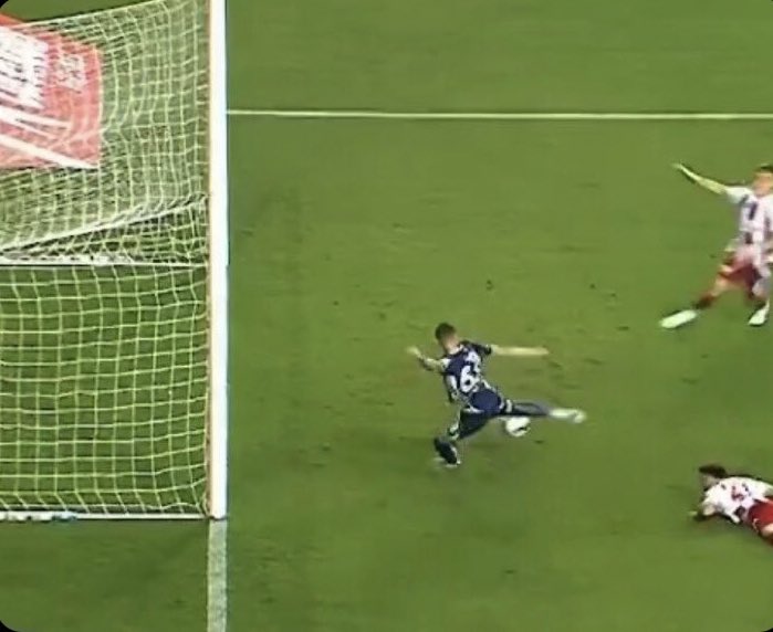 kız bi anda öpünce bizim heyecan