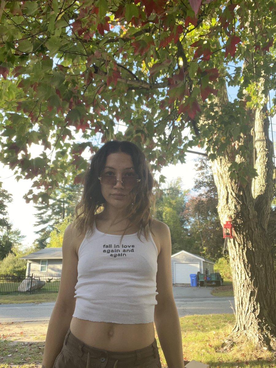 b2bangel's tweet photo. b4 sweat tour pics-i dont have an after bc i was fighting 4 my life but i have a lil vid of outside the venue after the show 💚 truly love being an angel https://t.co/f3azNxpiJj