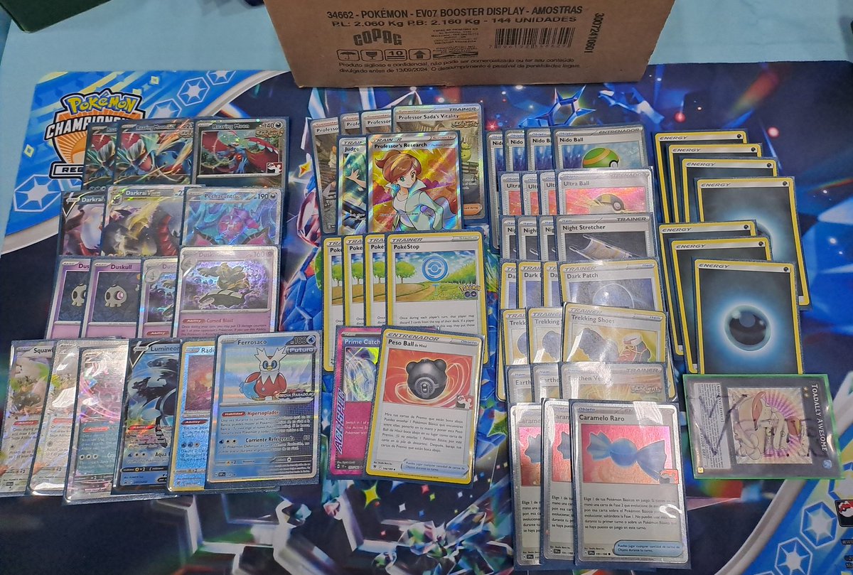 Top 16 at Joinville Regionals playing Dark Dusknoir. Roaring Moon can always adapt to the meta.