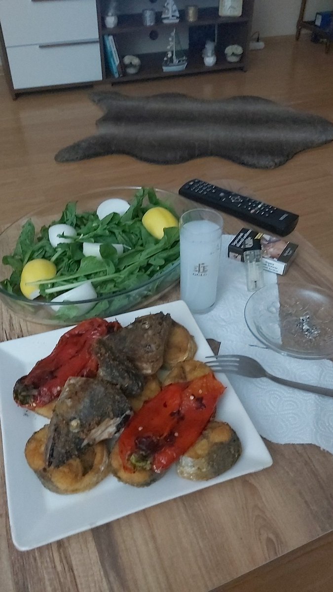 Bu akşam rakı yanında balık olmazsa ağlar kerata.