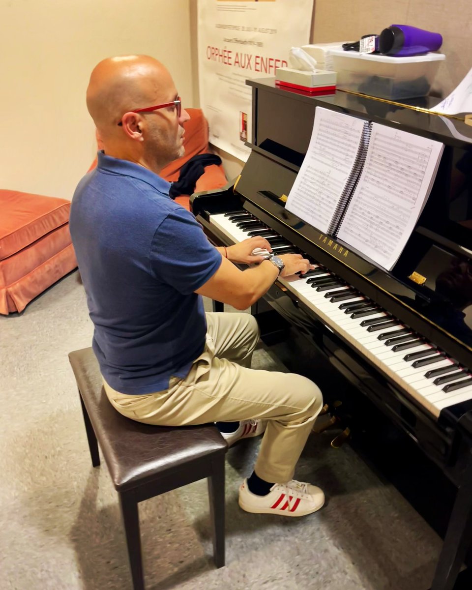 Enrique Mazzola (@enriquemazzola) on Twitter photo Today Fidelio n.2 at <a href="/LyricOpera/">Lyric Opera of Chicago</a> 🙌🏽
Working on a few details of this
score: do you love Beethoven’s symphonies? You can find so many echoes of his works throughout the entire opera, and be fascinated by every single bar of Beethoven’s music Today Fidelio n.2 at <a href="/LyricOpera/">Lyric Opera of Chicago</a> 🙌🏽
Working on a few details of this
score: do you love Beethoven’s symphonies? You can find so many echoes of his works throughout the entire opera, and be fascinated by every single bar of Beethoven’s music