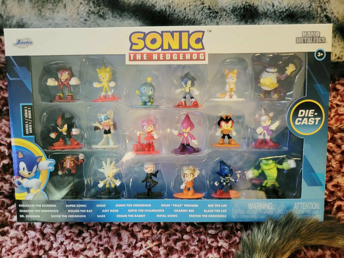 squee_squoo's tweet photo. Some new additions to my Sonic collection!
#sonic #SonicTheHedgehog #SonicMovie #sonicmovie2 #SonicMovie3 #knuckles #KnucklestheEchidna #soniccollection #soniccollector #sonicplush #sonicfigure https://t.co/cMqM0CeDLY