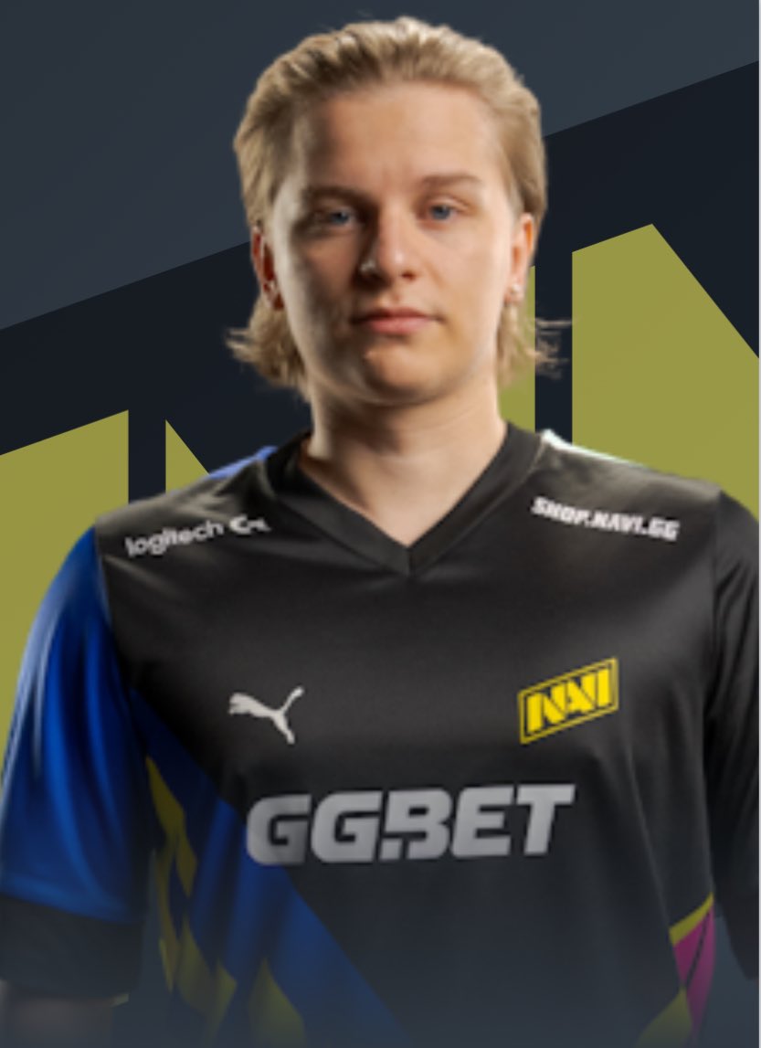 gamle_tromborg's tweet photo. Somehow my wife keeps yapping about what kind of hair products @AleksibCSGO uses. Someone must have some inside information. @natusvincere https://t.co/dItRquYd8i