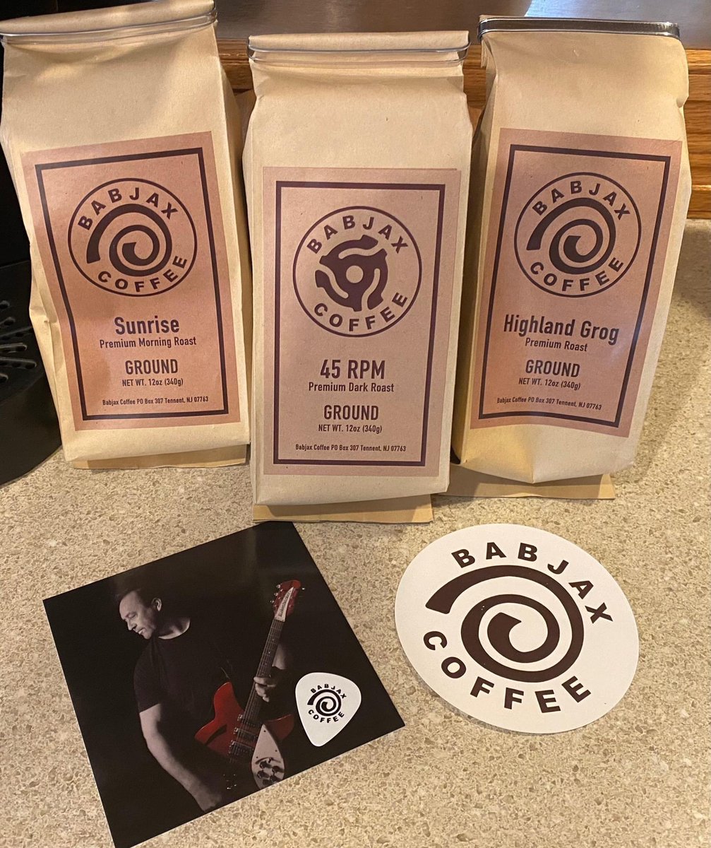 SmithereensHQ's tweet photo. 🌀☕️ Happy National Coffee Day from #BabjaxCoffee by @TheJimBabjak of @SmithereensHq! Try all six varieties: Chocolate-infused, Whole Bean, Decaf, Highland Grog, Sunrise, and 45 RPM!
https://t.co/aqdlUx05PK
#babjax #babjaxcoffee #coffee #decaf #decafcoffee #wholebean https://t.co/05WOcMMpFm
