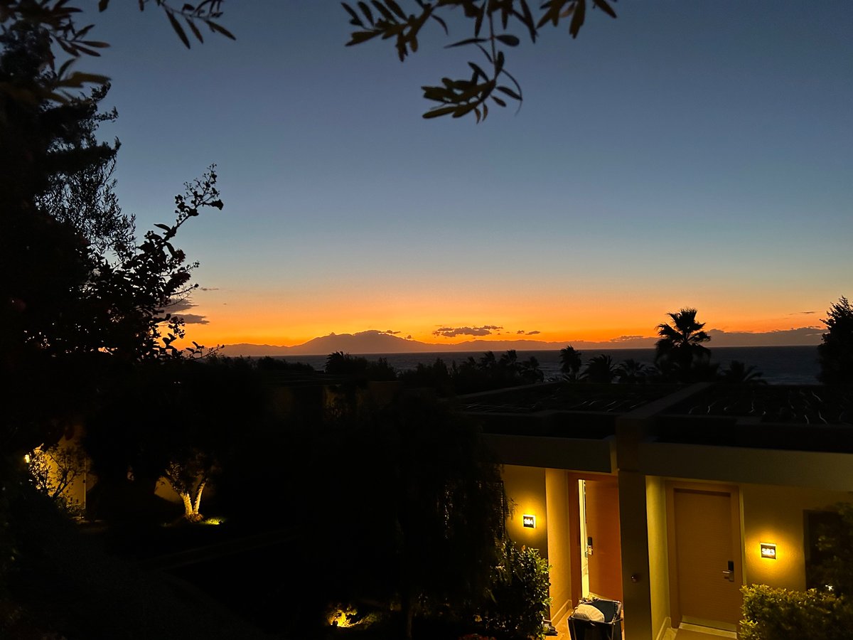 Happy Sunday evening from Mount Olympus