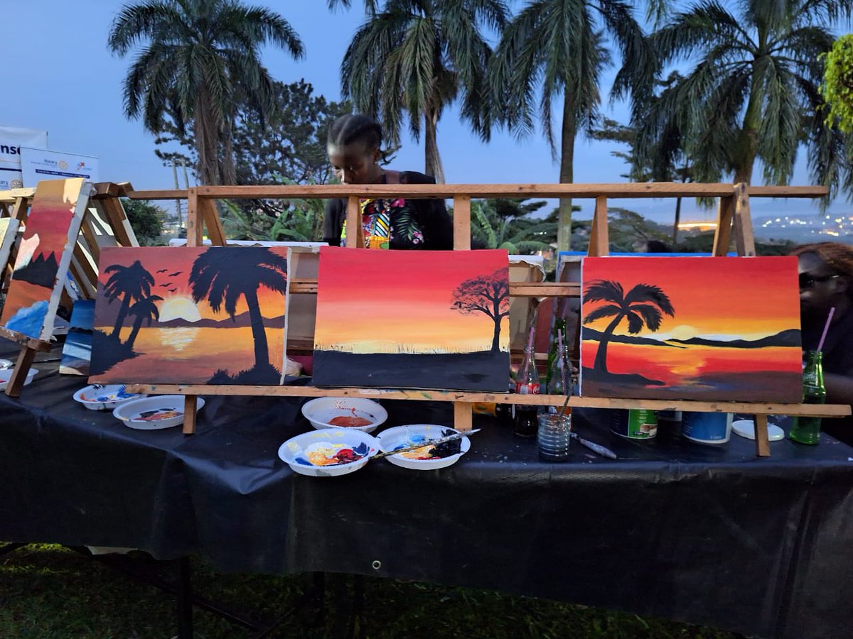 MuyengaSSunset's tweet image. ✨HIGHLIGHTS from this evening's  PAINT &amp;amp; SIP!

Thank you to everyone who made it for this wonderful evening! Take a look at our finished pieces from our members and their children!

#PaintandSip
#muyengaSundaySunset
#Rotary
