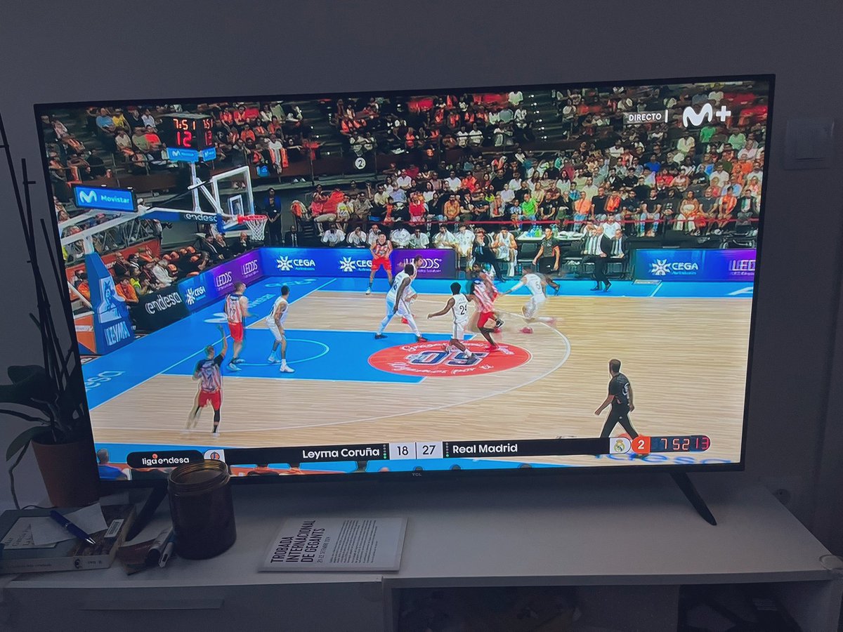 Pelos de punta amigos.. a disfrutar de cada momento #FamiliaNaranja <a href="/basquetcoruna/">Leyma Basquet Coruña 🍊</a> <a href="/NaranjaTsunami/">TsunamiNaranja 🍊🥬🍍</a> <a href="/NaranjaNordes/">Nordés Naranja 🍊</a>