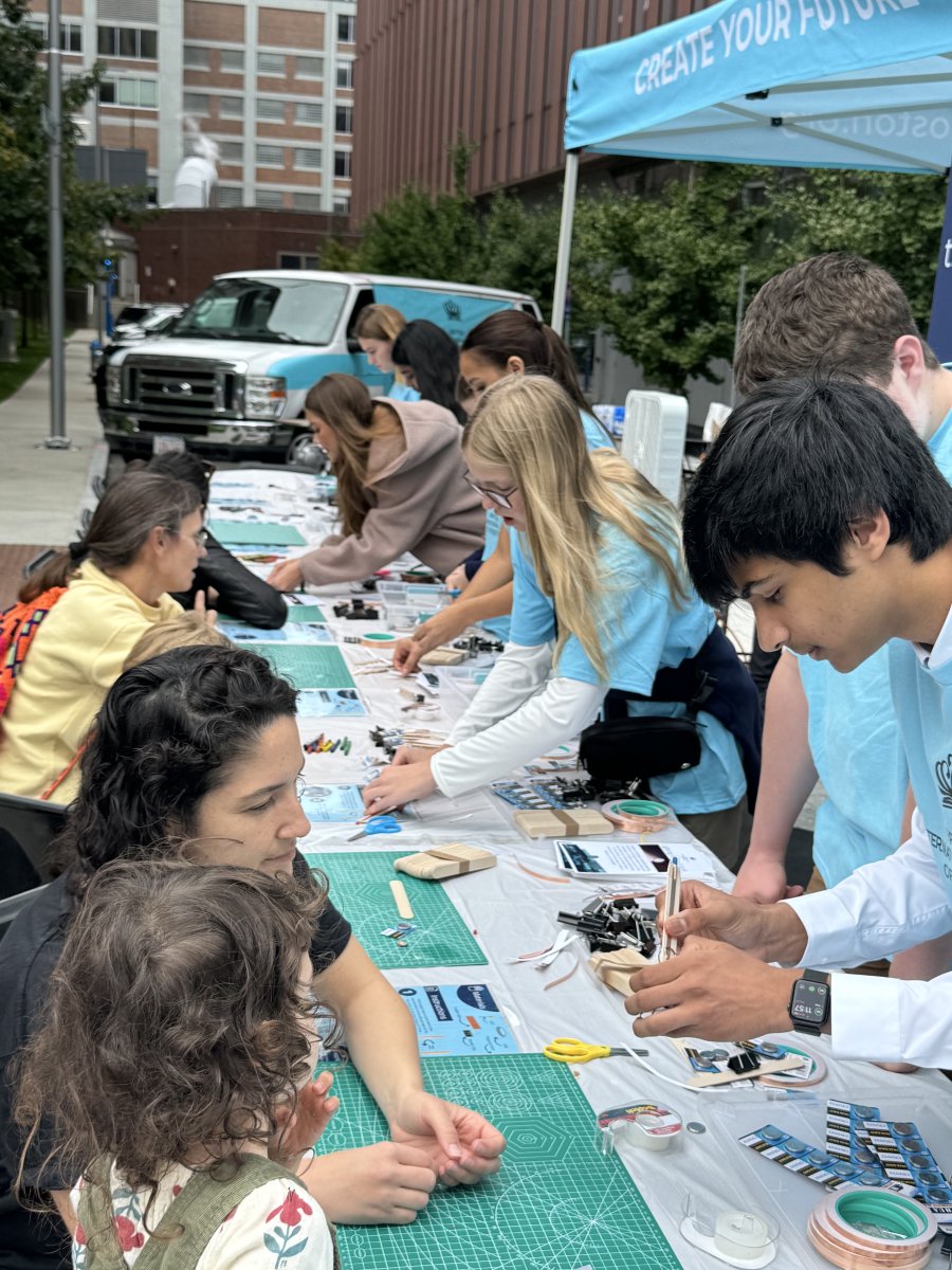 BISB_School's tweet image. The Cambridge Science Festival is underway! Join #BISB today, Sunday, until 4:00 PM for exciting hands-on STEM activities.
#CambridgeScienceFestival #CambSciFest #CSF24 #CSF2024 @cambscifest