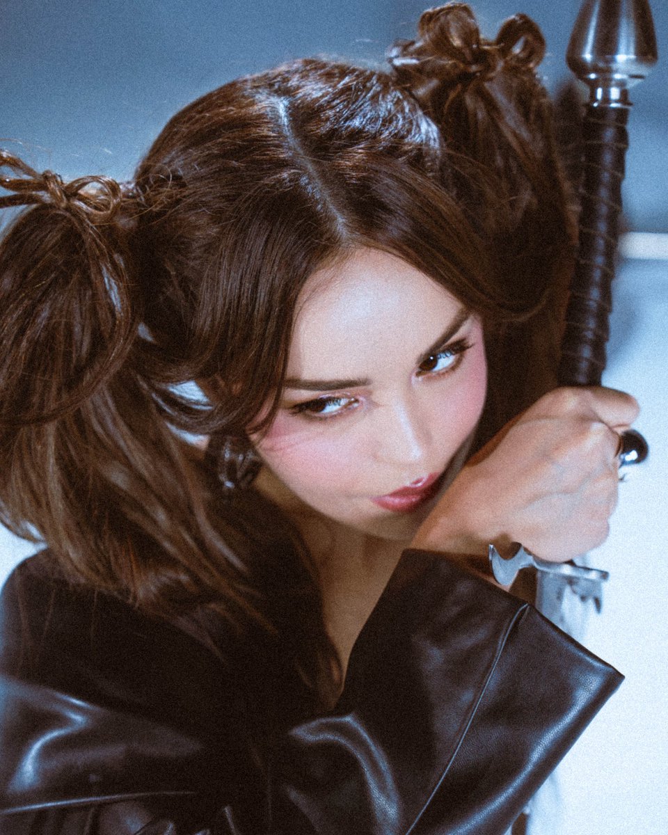 Valkyrae's tweet image. ⚔️