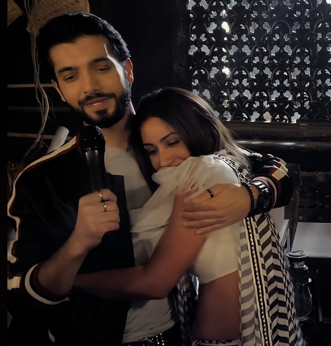 Edits_x_sharbhi tweet media