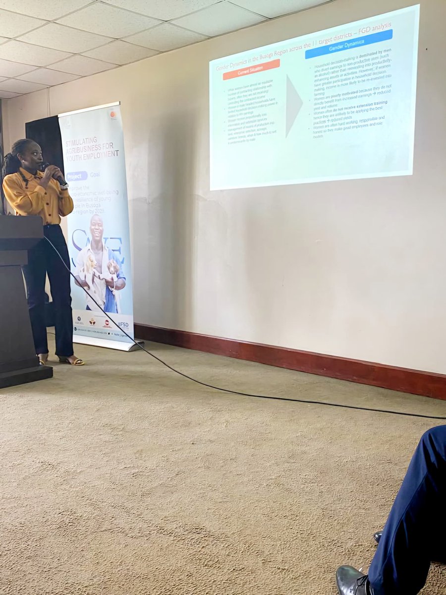 Gender analysis is all abt understanding the dynamics that shape our societies and influence the lives of all individuals.
During the validation meeting under <a href="/MastercardFdn/">Mastercard Foundation</a> in Jinja yesterday, our Co-Founder <a href="/TenzElone/">Asasiira Elone Rhilone</a> had a presentation abt Gender analysis in the Busoga region