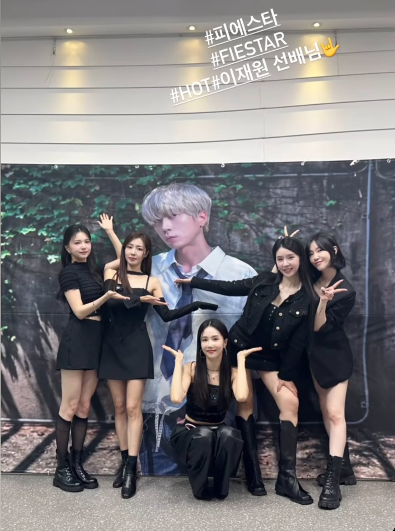 GYqQVNhXQAA02Oo?format=jpg&name=large