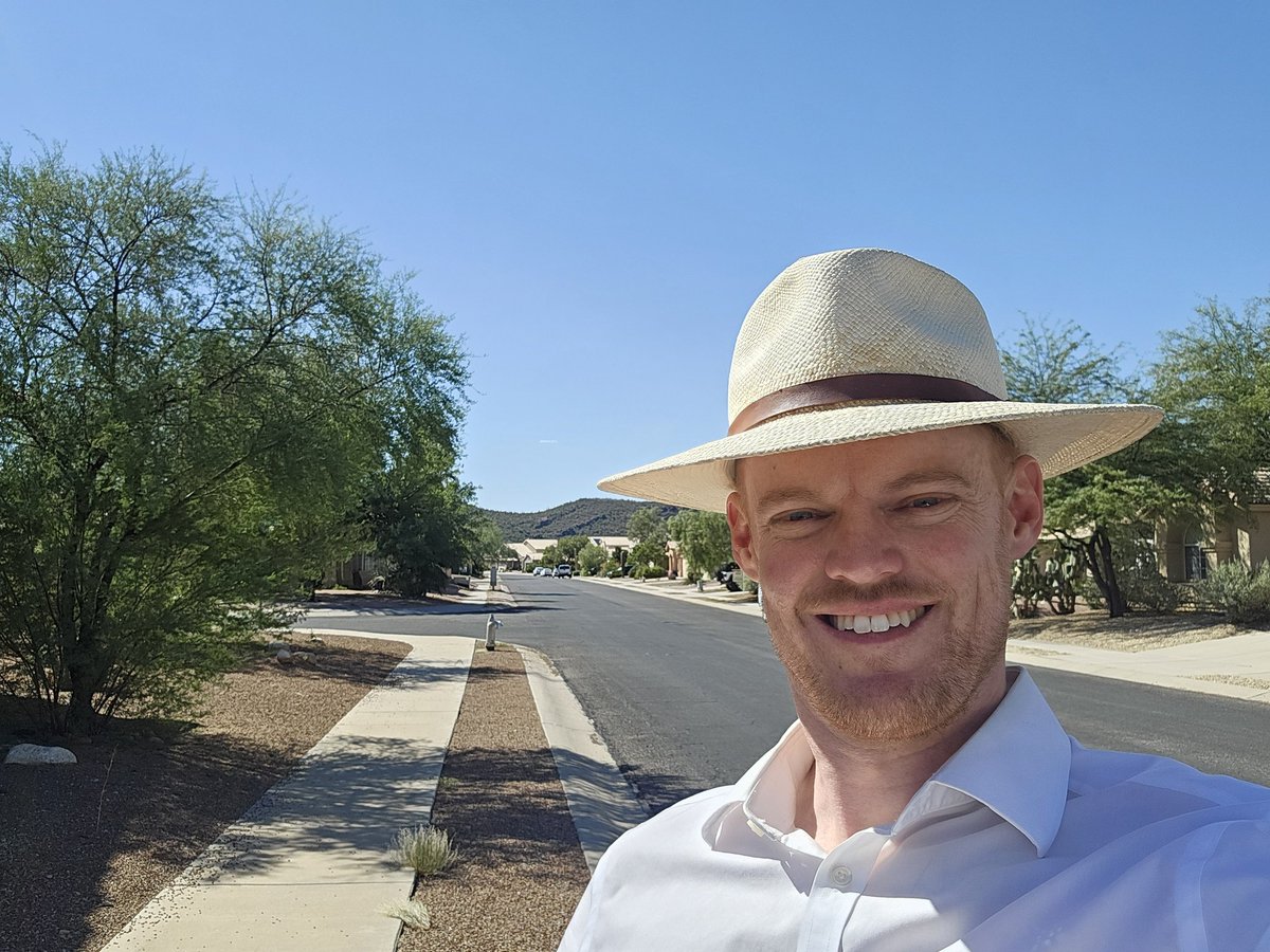 KevinVolkAZ's tweet photo. Well, it was 107 degrees and windy yesterday, but that was never going to stop me (and our amazing volunteers) from getting out and knocking on doors!
Talked to everyone from a U of A student to young families, to retirees, in #PictureRocks and #Marana yesterday. #LD17 https://t.co/TONcCgrfpV