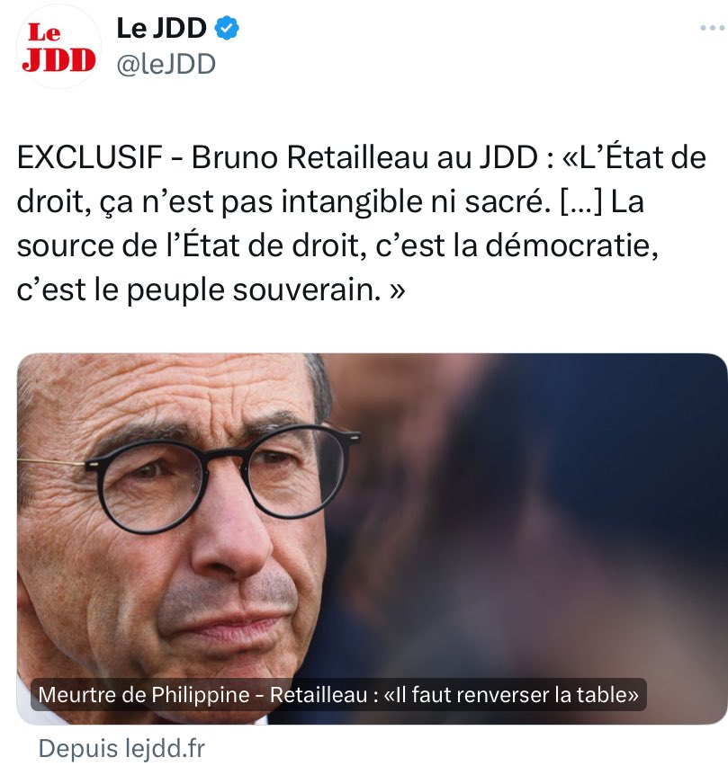 Dire que l’extrême droite n’appartient pas à l’arc républicain, ça mérite un recadrage direct. 

Par contre, un ministre de l’intérieur qui remet en question l’État de droit, ça passe totalement crème.

On est bien là, au bord du précipice.