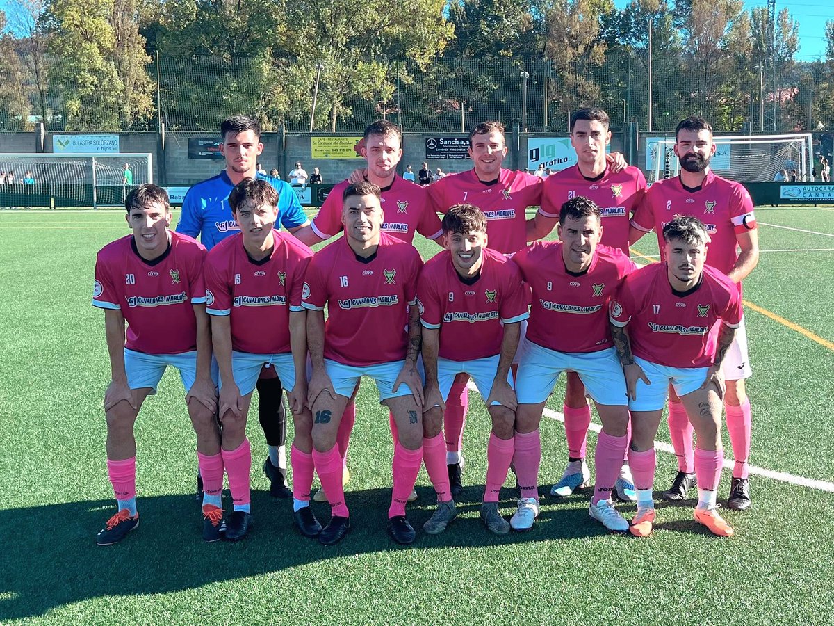 FINAL‼️ 

Vimenor 0-0 Colindres

El equipo suma un punto en un campo complicadisimo como La Vidriera, sufriendo ante un gran rival!!⚔️

Seguimos sumando!💚🤍