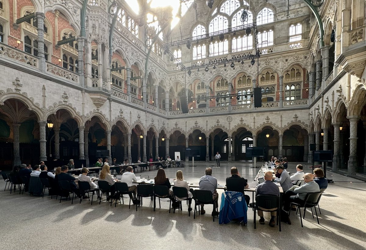 scottmcbryant's tweet photo. Great to be with friends and colleagues at the @LawExchangeInt Autumn Conference in Antwerp. Thanks to @CULawyers for bringing us together to celebrate 30 great years of LEI, collaborate on opportunities for our firms, and nurture existing friendships while building new ones. https://t.co/R7rSIGZBnO