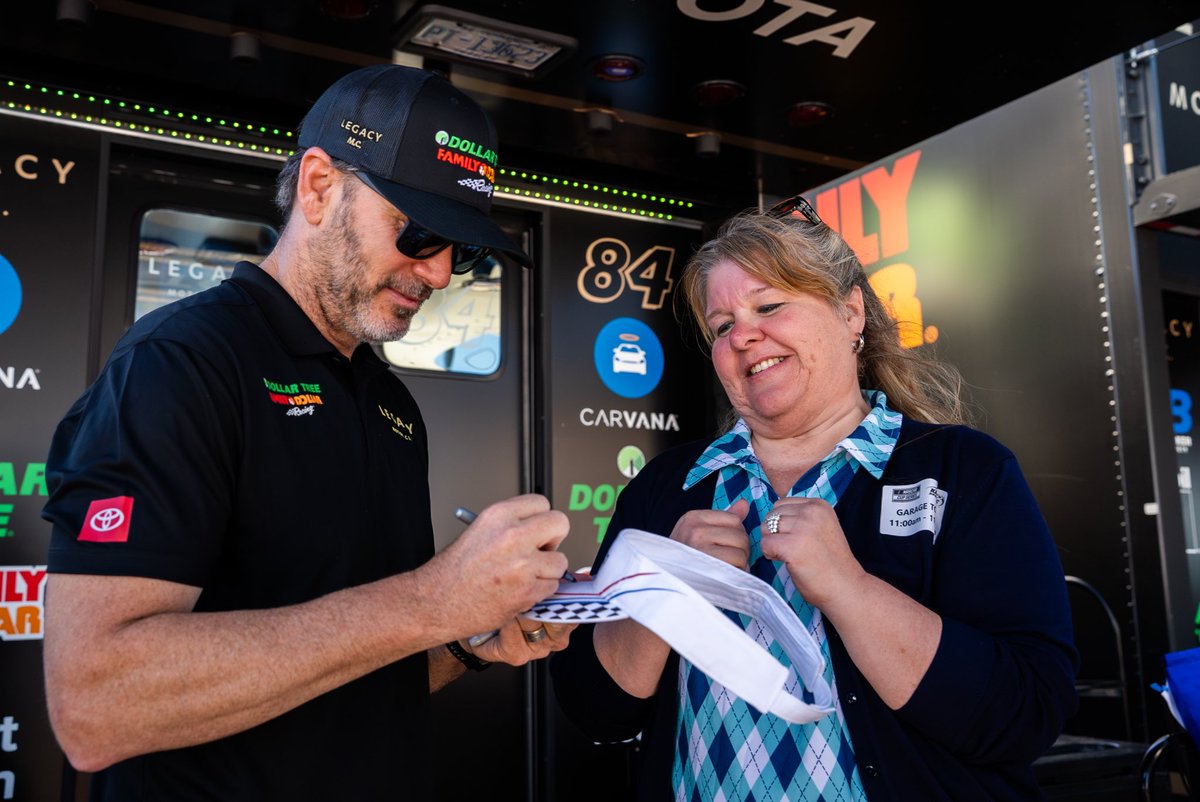 Jimmie Johnson tweet media